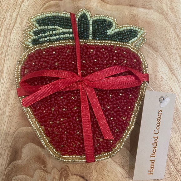 Cloud9 Designs Strawberry Hand Beaded Coasters Gorgeous & Unique Brand New NWT - Picture 3 of 7